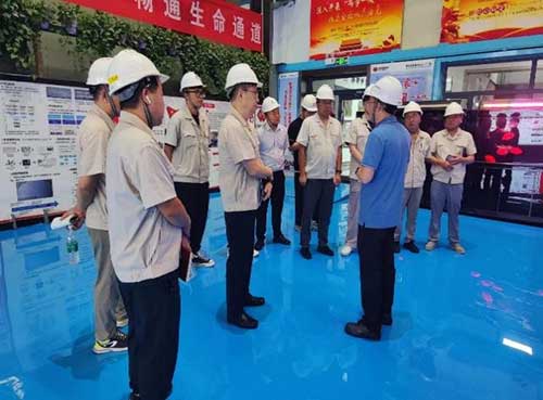 上海Ag庄闲集团赴神东煤炭集团设备维修中心考察学习(图2)